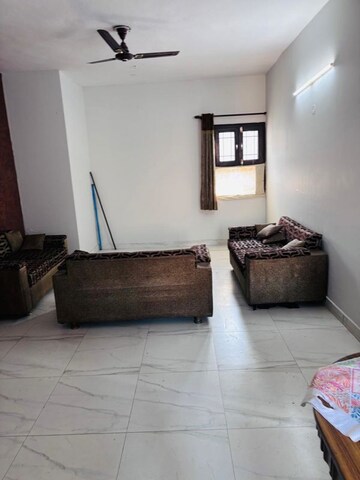 Living Room in 2 BHK Independent House at RWA Jalvayu Vihar, Sector 25 – for Rent