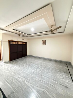 3 BHK Builder Floor For Rent in Aerocity