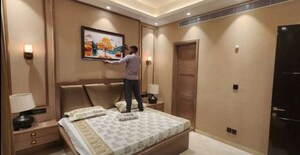 Bedroom in 5 BHK Villa at Shalimar Meadows, Butler Colony – for Rent