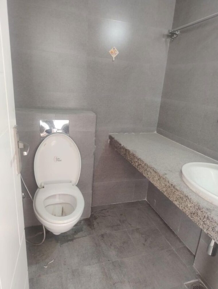 Bathroom, mapsko-mount-ville 3 Bedroom 1863 Sq.Ft. Apartment In Sector 79 Gurgaon 10116739