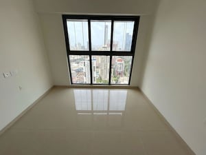 Room in 2 BHK Apartment at Lodha Vista, Lower Parel – for Rent