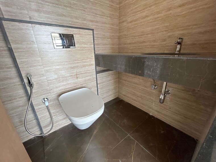 Bathroom, lodha-vista 2 Bedroom 732 Sq.Ft. Apartment In Lower Parel Mumbai 10116733
