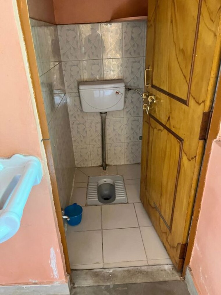 Bathroom, gomti nagar 2 Bedroom 800 Sq.Ft. Independent House In Gomti Nagar Lucknow 10116756