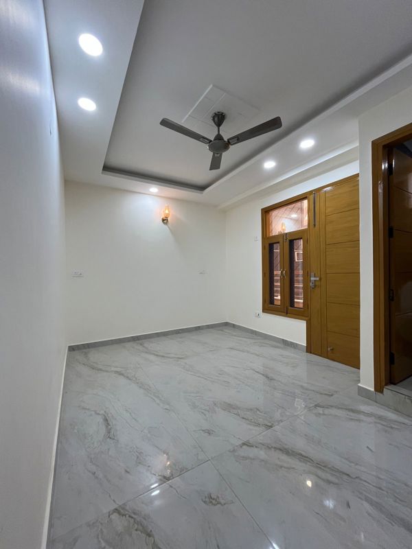2 BHK Builder Floor For Rent in Chattarpur