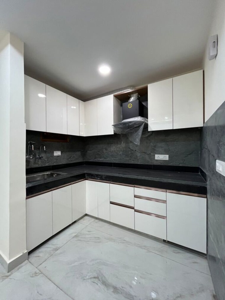 Kitchen, chattarpur 2 Bedroom 85 Sq.Yd. Builder Floor In Chattarpur Delhi 10116758