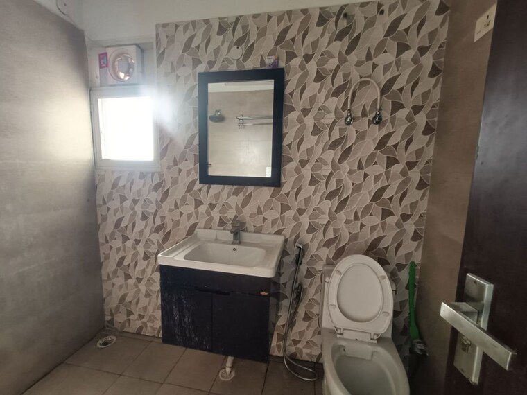 Bathroom, elite-golf-green 3 Bedroom 1895 Sq.Ft. Apartment In Sector 79 Noida 10116730