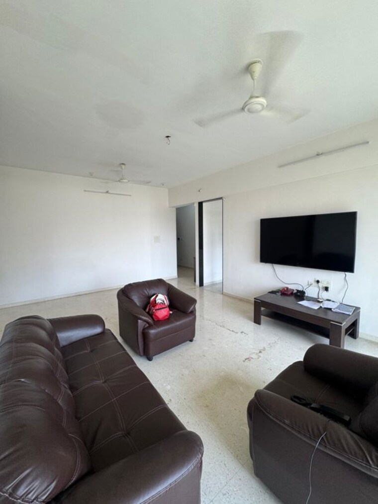 Living Room, runwal-elegante 3 Bedroom 950 Sq.Ft. Apartment In Andheri West Mumbai 10116737