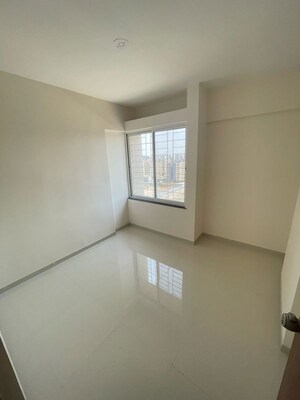 Room in 2 BHK Apartment at Parklane Lifeseasons, Dhanori – for Rent