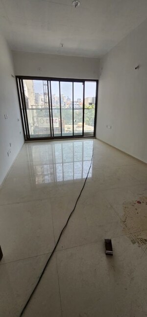 Room in 3 BHK Apartment at Kothrud – for Sale