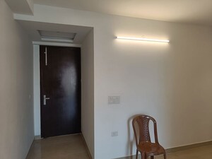 Room in 4 BHK Apartment at Sector 77 – for Sale