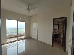 4 BHK + Servant Room Apartment For Sale in Sector 77