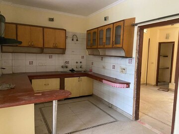 Kitchen in 2 BHK Builder Floor at Sector 45 – for Rent
