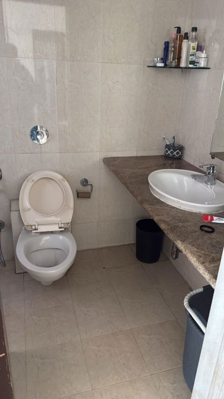 Bathroom, nahar-mimosa-and-mirabilis 3 Bedroom 1500 Sq.Ft. Apartment In Chandivali Mumbai 10116976