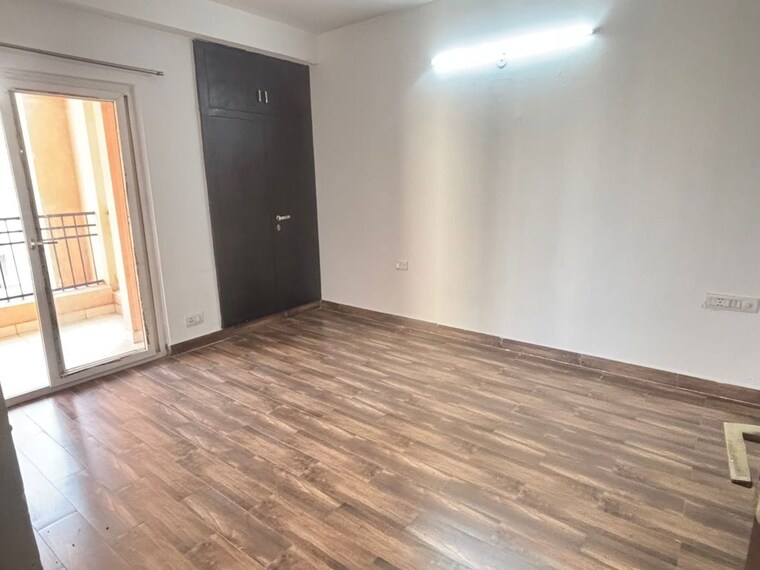Room, amrapali-silicon-city 3 Bedroom 1420 Sq.Ft. Apartment In Sector 76 Noida 10117000