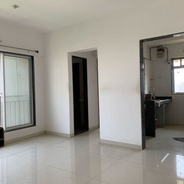 Room in 2 BHK Apartment at Borivali West – for Sale