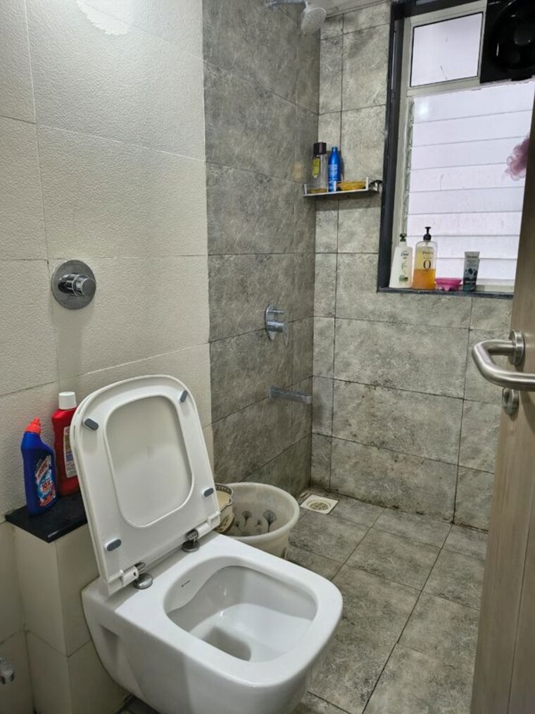 Bathroom, paranjape-trident-towers 1 Bedroom 590 Sq.Ft. Apartment In Wakad Pune 10117003