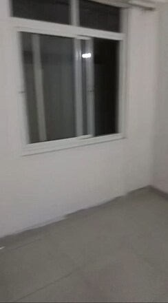 2 BHK Apartment For Rent in Wave Executive Floors