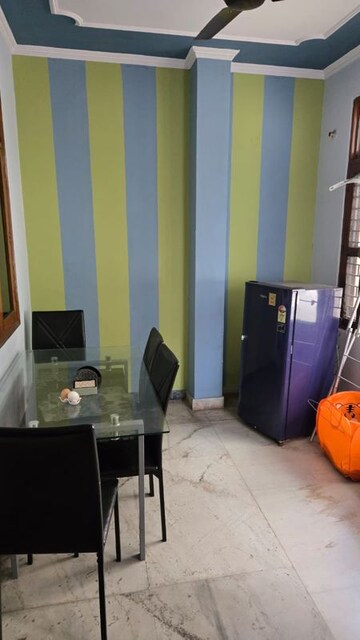 Living Room in 2 BHK Builder Floor at Sector 40 – for Rent