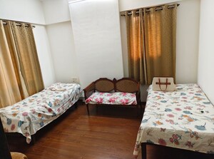 Bedroom in 2.5 BHK Apartment at Chembur – for Sale