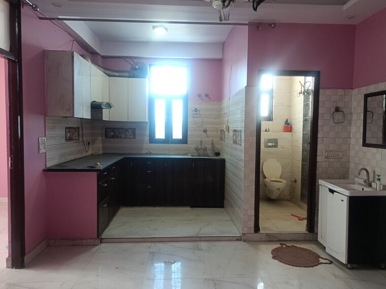 Living Room, sector 105 3 Bedroom 950 Sq.Ft. Builder Floor In Sector 105 Gurgaon 10117025