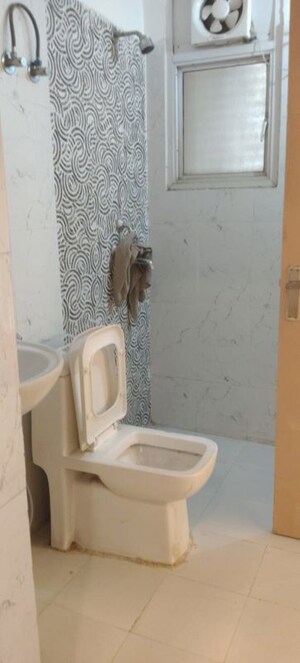 Bathroom in 3 BHK Apartment at Saya Zion, Sector 4 Greater Noida – for Rent