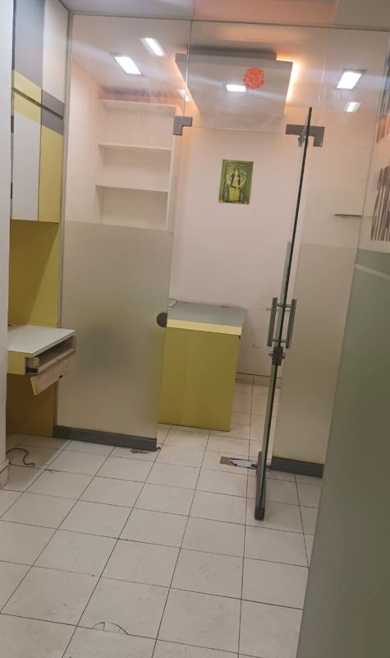 Bathroom, bhandup west Commercial Office Space 370 Sq.Ft. In Bhandup West Mumbai 10117081