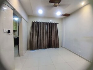 Bedroom in 1 BHK Apartment at Goregaon East – for Rent