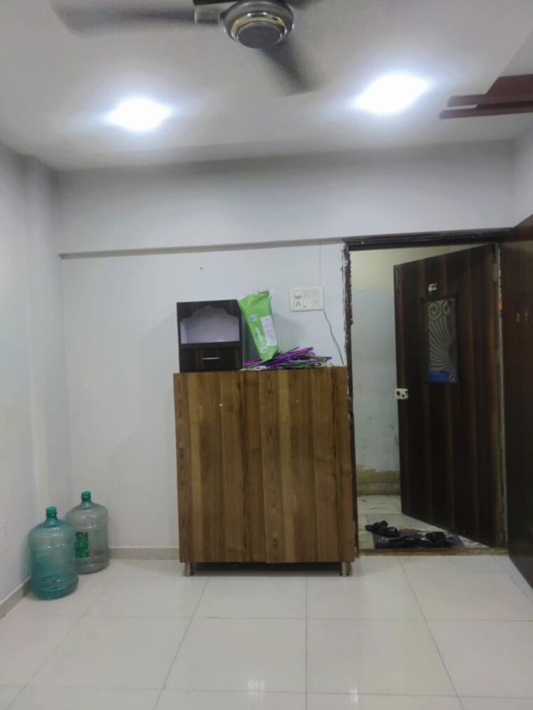 Bedroom, goregaon east 1 Bedroom 532 Sq.Ft. Apartment In Goregaon East Mumbai 10117084