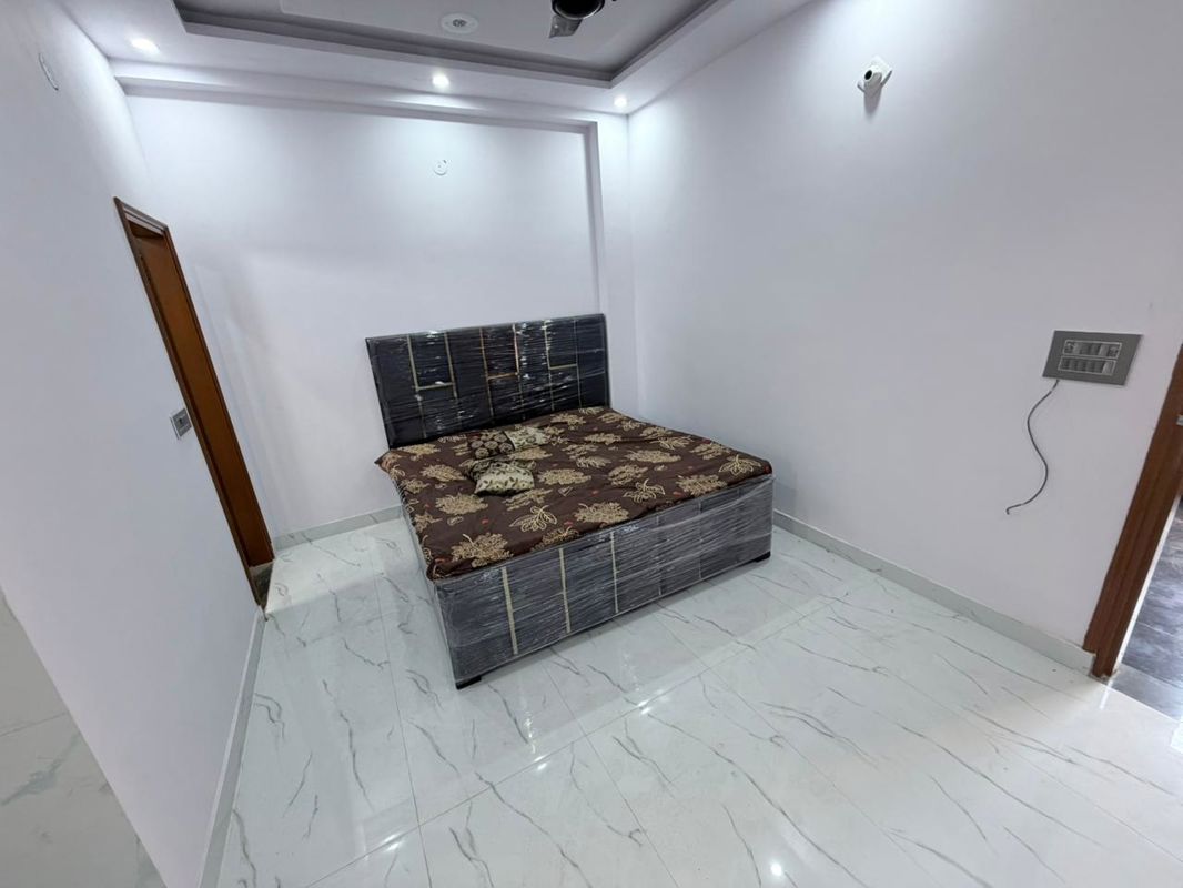 1 RkBuilder Floor For Rent in Dwarka Mor
