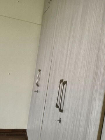 Furnished Amenities in 3 BHK Apartment at Umang Summer Palms, Sector 86 – for Rent