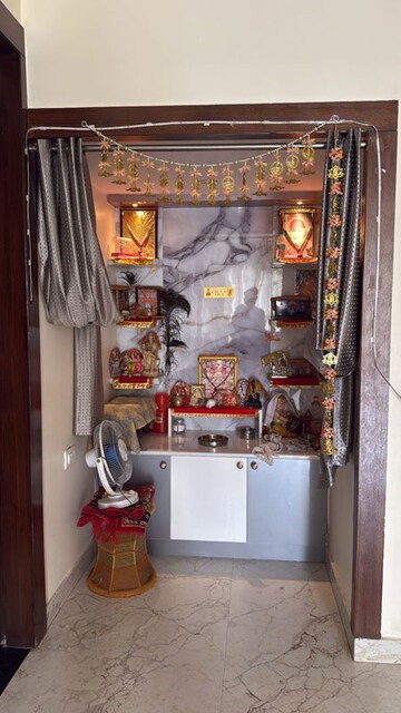  3 BHK Independent House at Sector 9 – for Rent