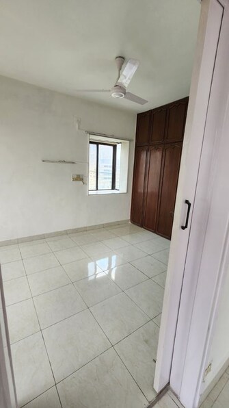 1 BHK 410 Sq.Ft. Apartment in Goregaon West View CHS