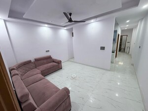 3 BHK Builder Floor For Rent in Dwarka Mor
