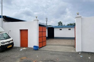  Warehouse For Sale in Kalmana