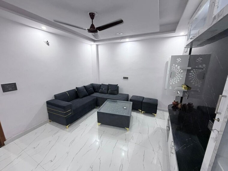 Team Area, dwarka mor 2 Bedroom 600 Sq.Ft. Builder Floor In Dwarka Mor Delhi 10117141