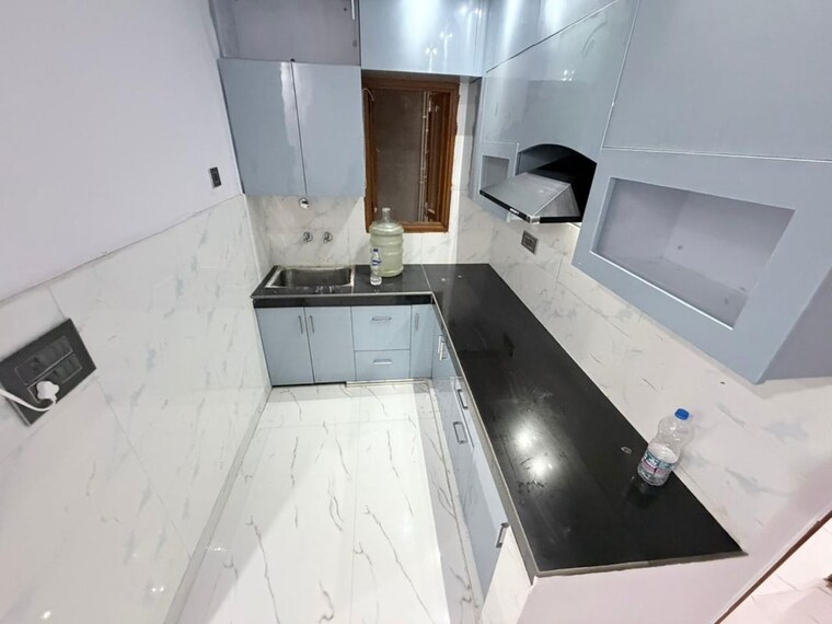 Kitchen, dwarka mor 2 Bedroom 600 Sq.Ft. Builder Floor In Dwarka Mor Delhi 10117141