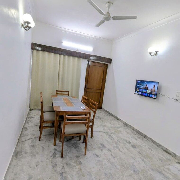 Bedroom, sector 15 5 Bedroom 3150 Sq.Ft. Independent House In Sector 15 Faridabad 10083657