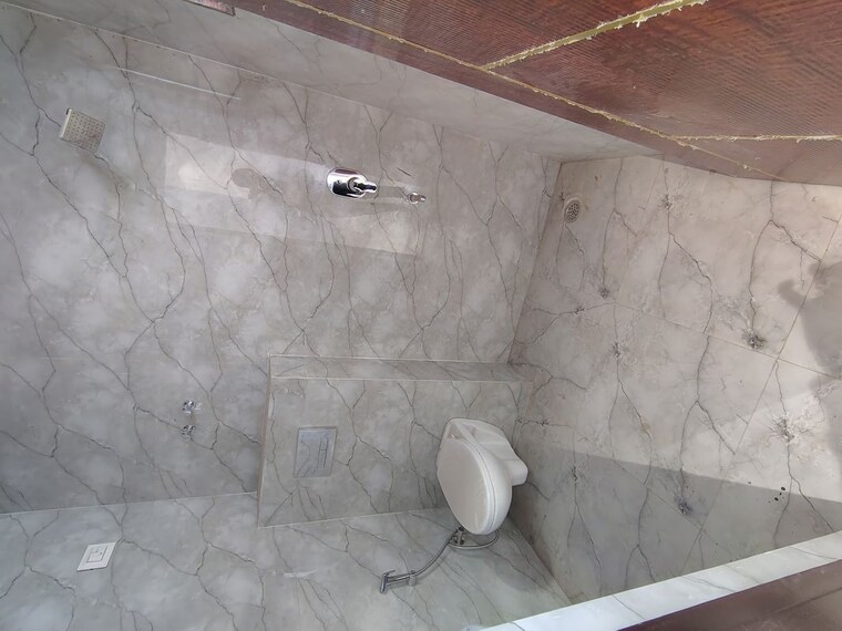 Bathroom, khodna khurd 2 Bedroom 1100 Sq.Ft. Builder Floor In Khodna Khurd Greater Noida 10117175