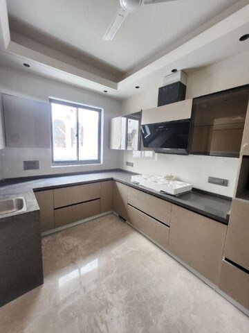Kitchen in 6 BHK Independent House at Panchsheel Park – for Sale
