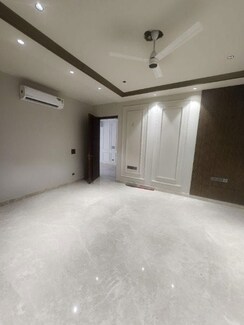 6 BHK + Pooja Room,Servant Room,Study Room,Extra Room Villa For Sale in Safdarjung Development Area