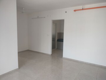 Room in 3 BHK Apartment at Vilas Javdekar Yashone Eternitee, Hinjewadi – for Rent