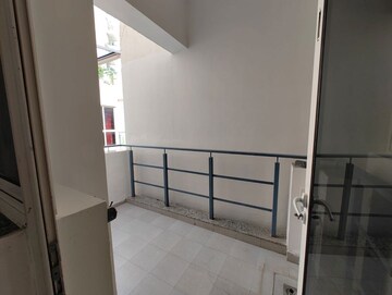 Room in 3 BHK Apartment at M3M Merlin, Sector 67 – for Sale