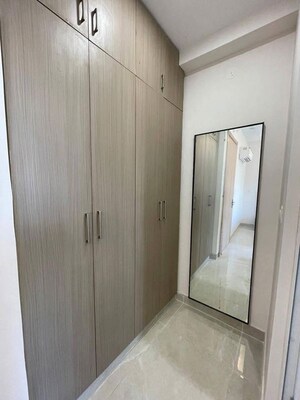 Bathroom in 1 BHK Apartment at Sector 21 – for Rent
