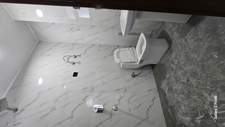Bathroom, palm-residency-chhatarpur 3 Bedroom 1500 Sq.Ft. Apartment In Chattarpur Delhi 10117265