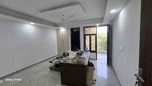 Bedroom in 3 BHK Apartment at Palm Residency Chhatarpur, Chattarpur – for Rent