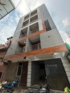 2.5 BHK + Pooja Room,Study Room Builder Floor For Sale in Uttam Nagar