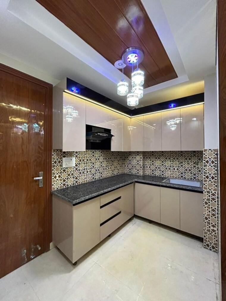 Kitchen, uttam nagar 2.5 Bedroom 457 Sq.Ft. Builder Floor In Uttam Nagar Delhi 10117329