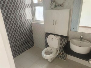 Bathroom in 3 BHK Builder Floor at CHD Avenue 71, Sector 71 – for Rent