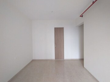 Room in 4 BHK Apartment at Dosti Eastern Bay Phase 2, Wadala – for Sale