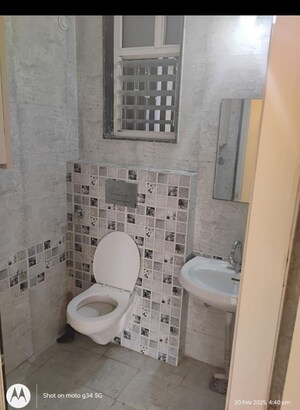Bathroom in 2 BHK Apartment at Sector 14 Dwarka – for Rent